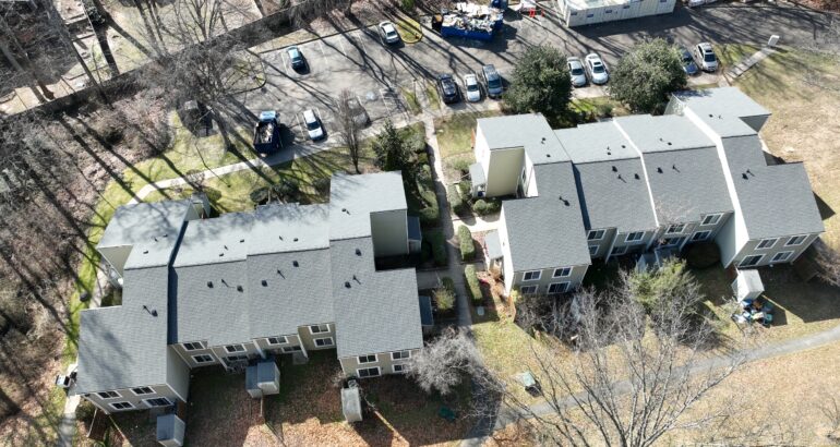 Crevanna Oaks Apartments